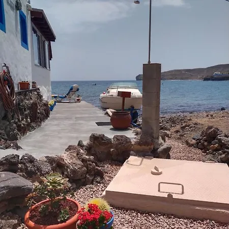 Casa Marinera En La Orilla Del Mar Holiday home La Lajita