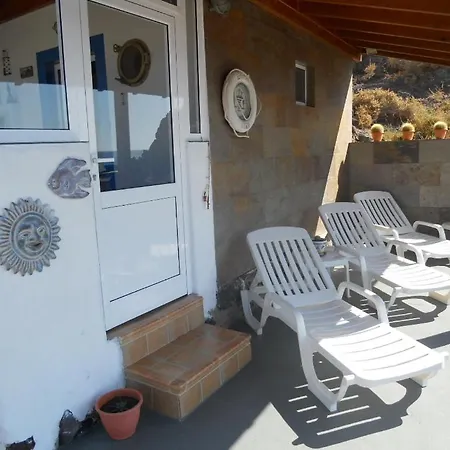 Casa Marinera En La Orilla Del Mar Holiday home La Lajita